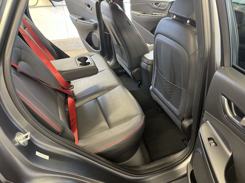 Matte Finish Detailing: Why It Requires Expertise & How Total Recon Excels