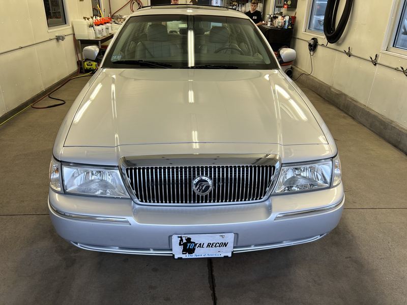 auto detailing classic car