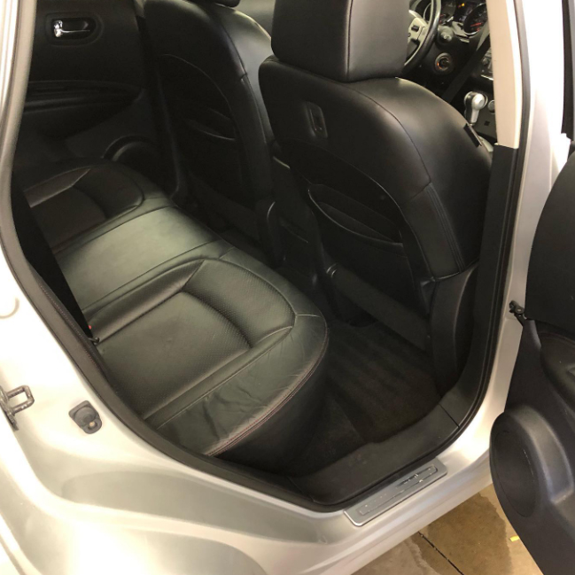 upholstery extraction services